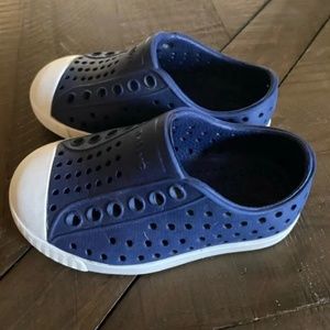 Toddler Natives size 5